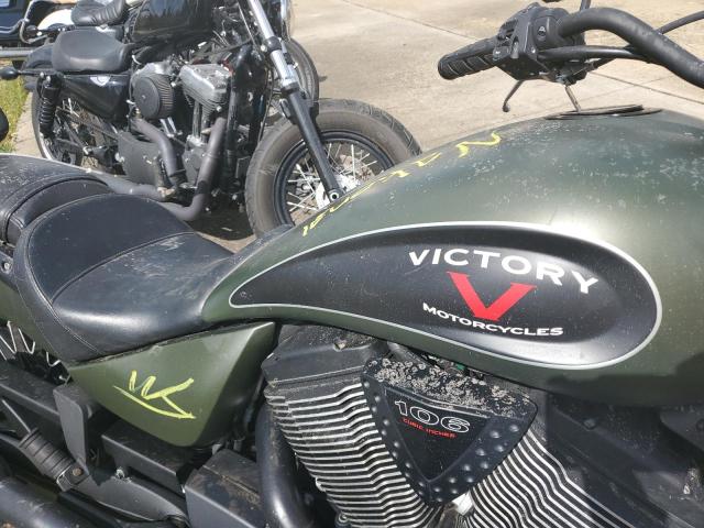 5VPCGBAB7H3059319 - 2017 VICTORY MOTORCYCLES GUNNER GREEN photo 9