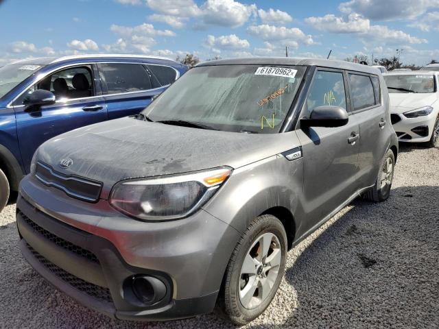 KNDJN2A26J7594541 - 2018 KIA SOUL GRAY photo 2