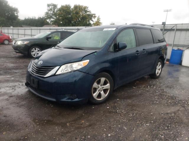 5TDKK3DC8BS157686 - 2011 TOYOTA SIENNA LE BLUE photo 2