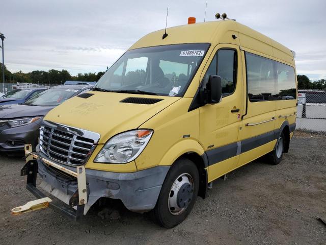 WDYPF0CC3C5698036 - 2012 FREIGHTLINER SPRINTER 3 YELLOW photo 2