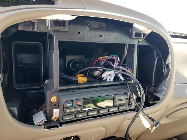 5LMPU28A2YLJ09073 - 2000 LINCOLN NAVIGATOR 棕色 照片 9