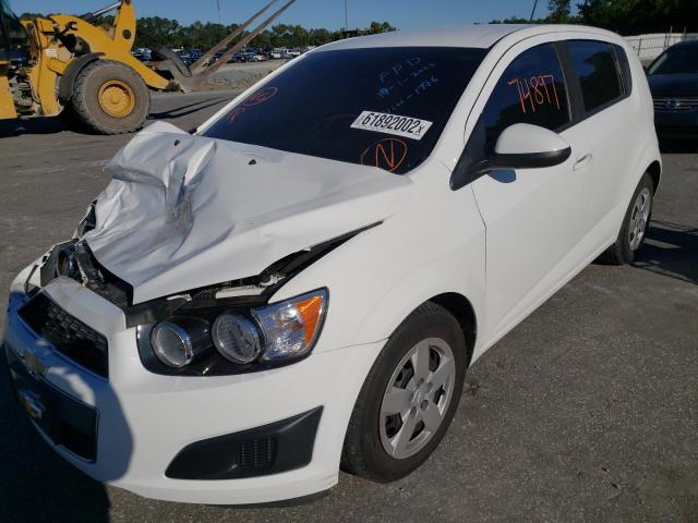 1G1JA6SH2G4111796 - 2016 CHEVROLET SONIC LS WHITE photo 2