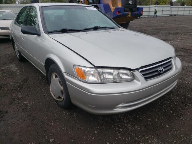 4T1BG22K9YU654798 - 2000 TOYOTA CAMRY CE SILVER photo 1