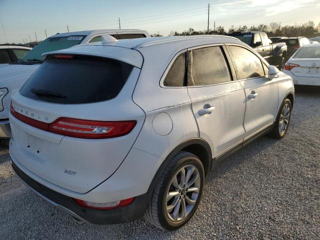 5LMCJ2C91JUL00391 - 2018 LINCOLN MKC SELECT WHITE photo 4