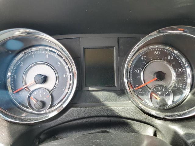 2C4RC1BGXFR565143 - 2015 CHRYSLER TOWN & COU Silber Foto 8