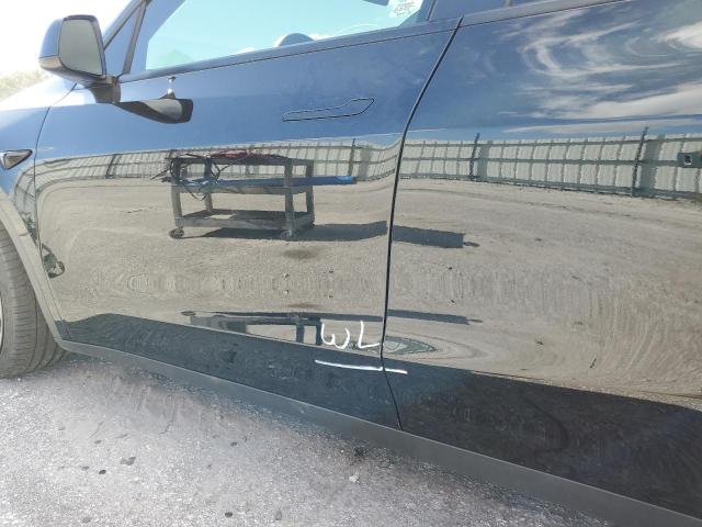 7SAYGDEF9NF307228 - 2022 TESLA MODEL Y أسود صورة 9