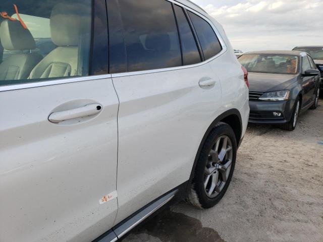 5UXTY5C09L9C73213 - 2020 BMW X3 XDRIVE3 WHITE photo 9