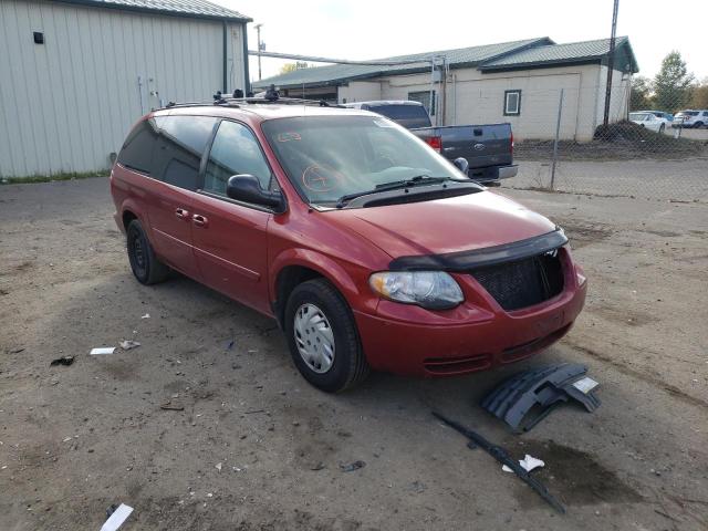 2C4GP44R55R250132 - 2005 CHRYSLER TOWN & COU RED photo 1