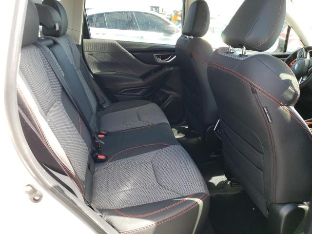 JF2SKAKC4KH573148 - 2019 SUBARU FORESTER S WHITE photo 6