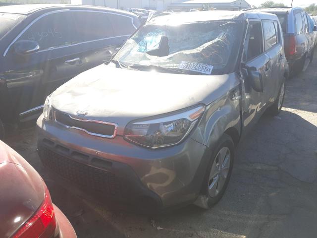 KNDJN2A29E7018528 - 2014 KIA SOUL GRAY photo 2