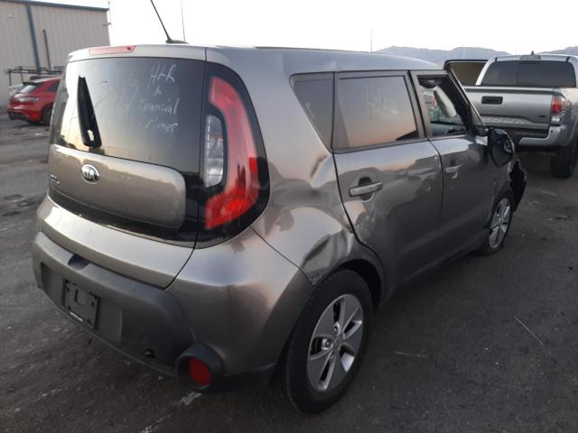 KNDJN2A29E7018528 - 2014 KIA SOUL GRAY photo 4