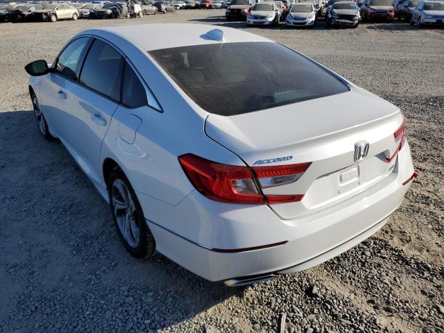 1HGCV2F52JA026884 - 2018 HONDA ACCORD EXL WHITE photo 3