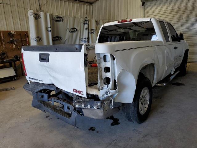 1GTEC19J78Z323645 - 2008 GMC SIERRA C15 WHITE photo 9