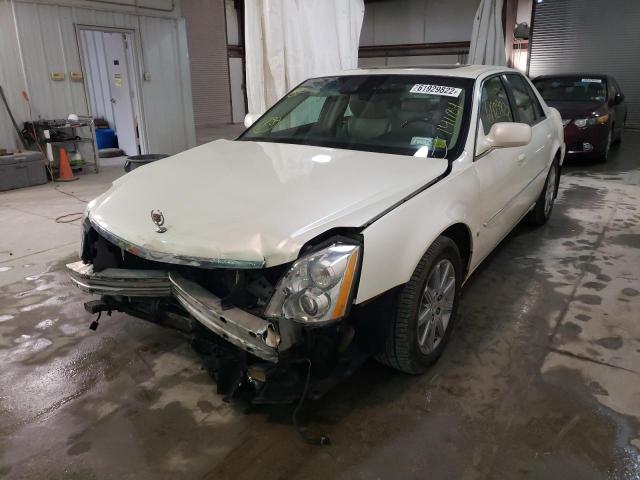 1G6KH5EY4AU114478 - 2010 CADILLAC DTS PREMIU WHITE photo 2