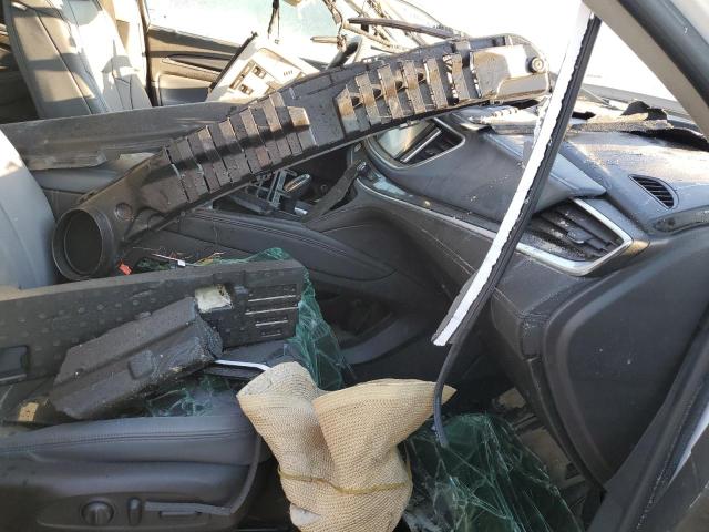 5GAERBKW4JJ182887 - 2018 BUICK ENCLAVE ES WHITE photo 5