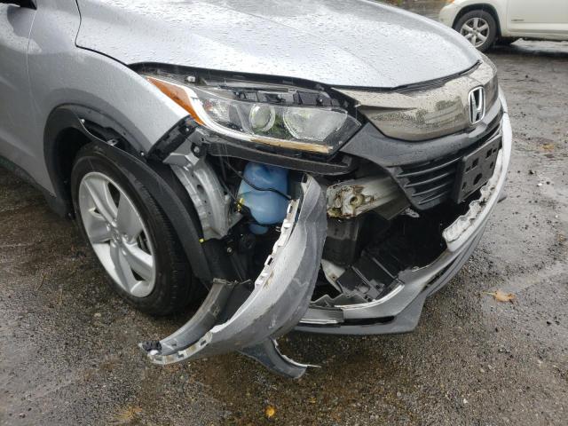 3CZRU6H74KM706849 - 2019 HONDA HR-V EXL SILVER photo 9