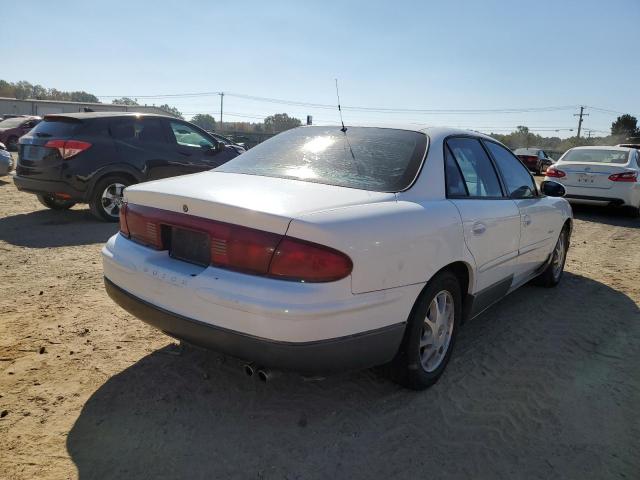 2G4WF5212X1405167 - 1999 BUICK REGAL GS WHITE photo 4