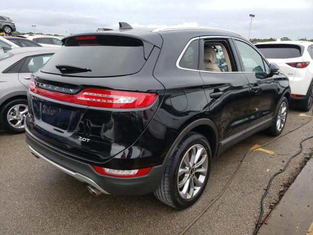 5LMCJ2C96HUL31081 - 2017 LINCOLN MKC SELECT BLACK photo 4