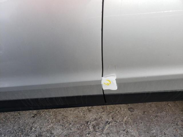 3GYFNBE30CS625810 - 2012 CADILLAC SRX PERFOR 银色 照片 9