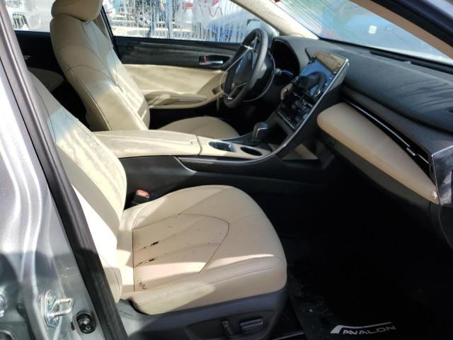 4T1JZ1FB9MU057493 - 2021 TOYOTA AVALON XLE SILVER photo 5