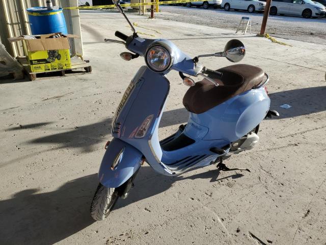 ZAPM818G7J5701008 - 2018 VESPA SPRINT 150 WHITE photo 2