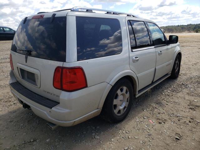 5LMFU27565LJ08682 - 2005 LINCOLN NAVIGATOR თეთრი ფოტო 4