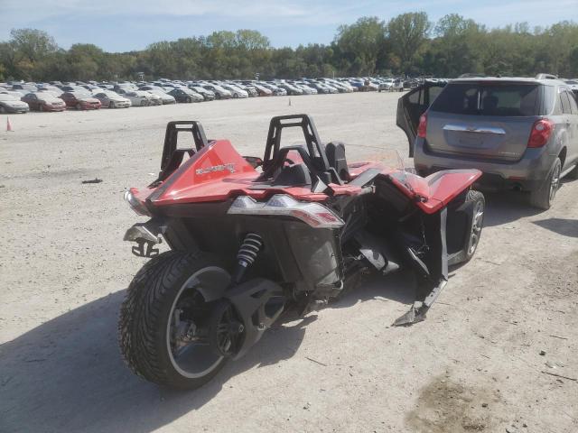 57XAAPGD1M8147025 - 2021 POLARIS SLINGSHOT RED photo 4