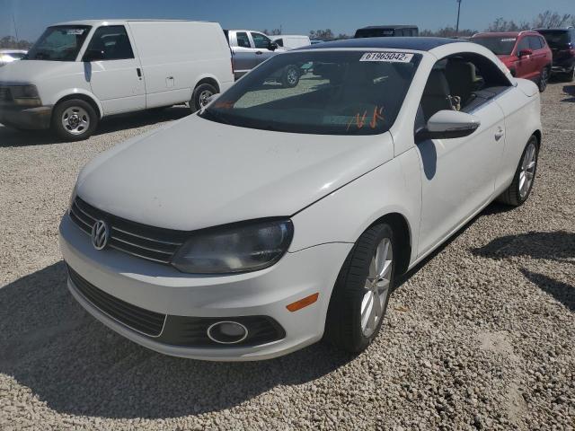 WVWBW8AH6EV001657 - 2014 VOLKSWAGEN EOS KOMFOR 白色 照片 2