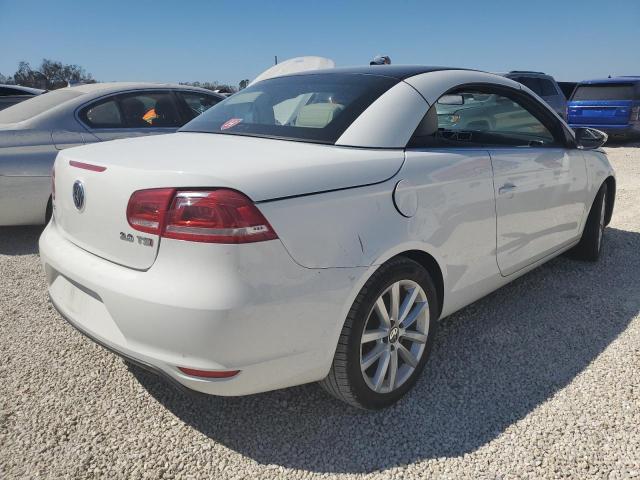 WVWBW8AH6EV001657 - 2014 VOLKSWAGEN EOS KOMFOR WHITE photo 4