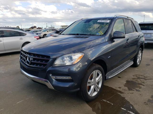 4JGDA5HB1CA025937 - 2012 MERCEDES-BENZ ML 350 4MA GRAY photo 2