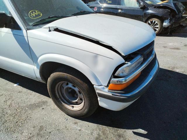 1GCCS19WXY8185188 - 2000 CHEVROLET S TRUCK S1 WHITE photo 9