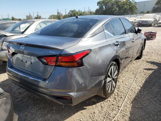 1N4BL4DV3NN345391 - 2022 NISSAN ALTIMA SV GRAY photo 4