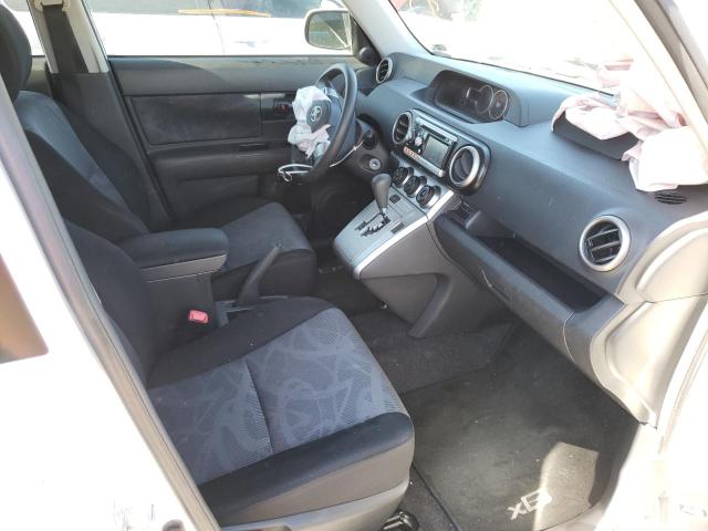 JTLZE4FE4B1123658 - 2011 TOYOTA SCION XB თეთრი ფოტო 5
