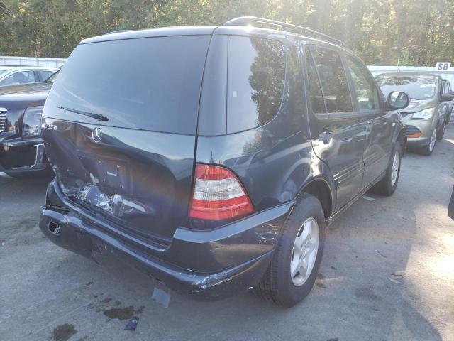 4JGAB54E7YA216933 - 2000 MERCEDES-BENZ ML 320 BLUE photo 4