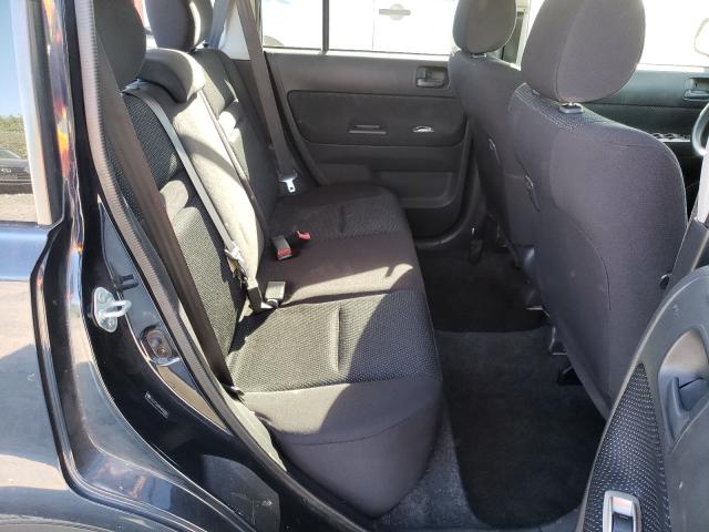 JTLKT324854003931 - 2005 TOYOTA SCION XB BLACK photo 6