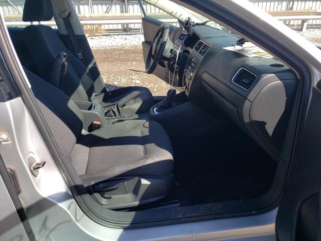 3VW2K7AJ1EM426462 - 2014 VOLKSWAGEN JETTA BASE 银色 照片 5
