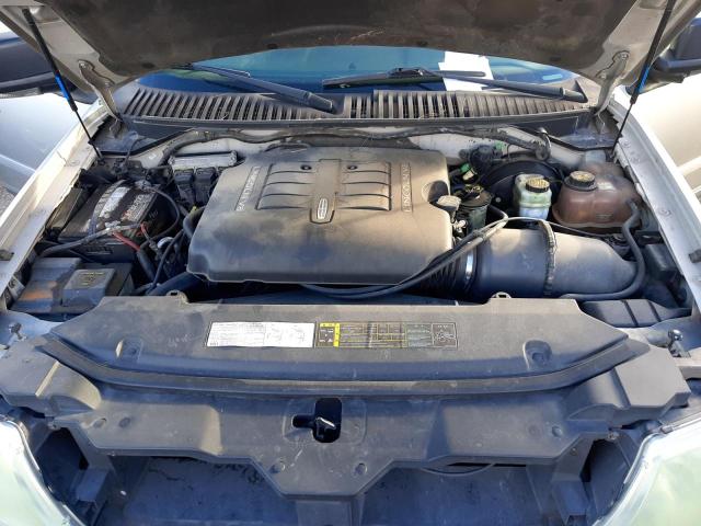 5LMFU28R94LJ15092 - 2004 LINCOLN NAVIGATOR 银色 照片 7