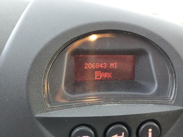 2G2WP522541195903 - 2004 PONTIAC GRAND PRIX მწვანე ფოტო 8