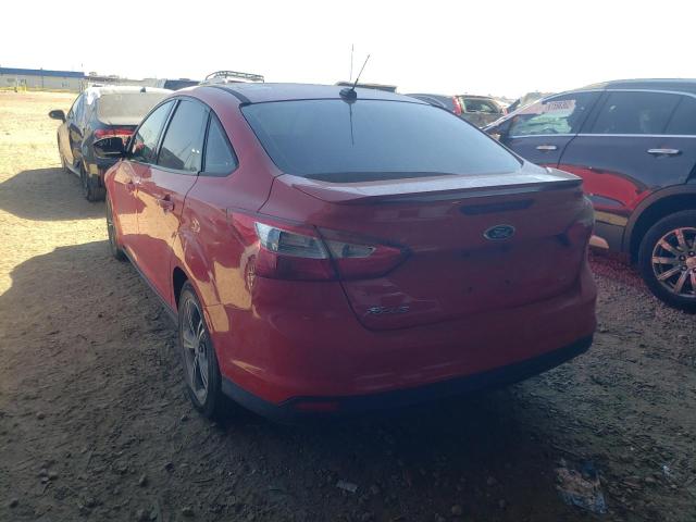 1FAHP3F26CL129877 - 2012 FORD FOCUS SE RED photo 3