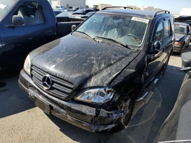 4JGAB54E11A242238 - 2001 MERCEDES-BENZ ML 320 BLACK photo 2