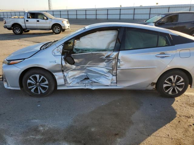 JTDKARFP7K3114366 - 2019 TOYOTA PRIUS PRIM 银色 照片 9