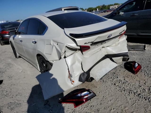 1N4AL3AP4JC292749 - 2018 NISSAN ALTIMA 2.5 WHITE photo 3