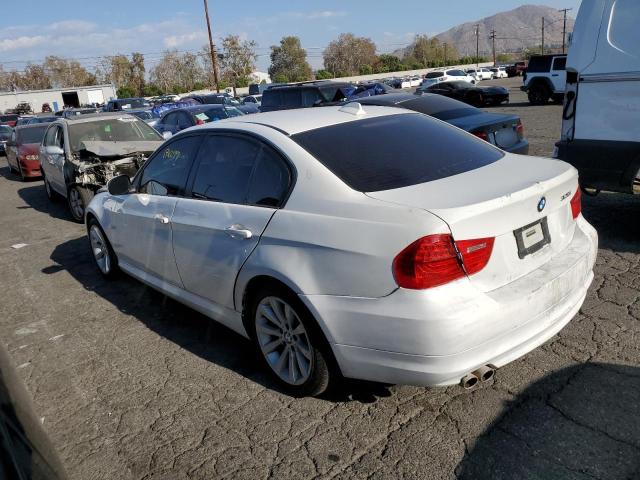 WBAPH5C57AA438907 - 2010 BMW 328 I SULE WHITE photo 2