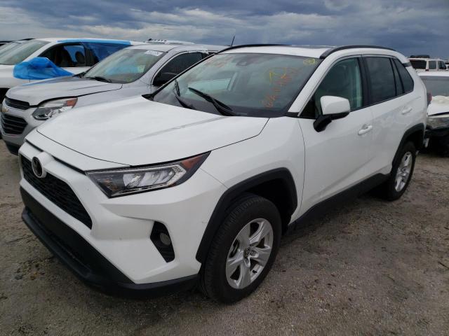 2T3W1RFV2MC150760 - 2021 TOYOTA RAV4 XLE WHITE photo 2