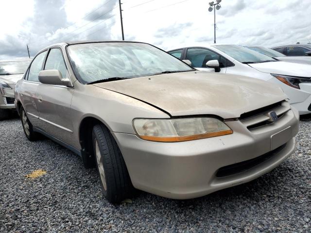 1HGCG5671YA089157 - 2000 HONDA ACCORD SEI GOLD photo 1