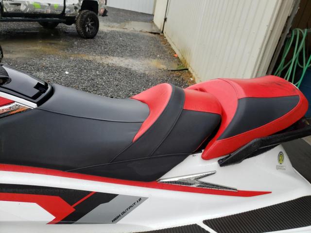 YAMA3611J516 - 2016 YAMAHA VXR WHITE photo 6