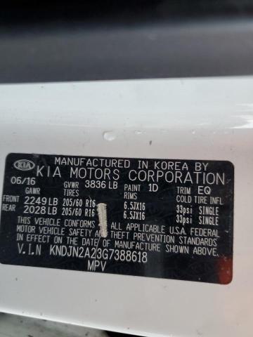 KNDJN2A23G7388618 - 2016 KIA SOUL WHITE photo 10