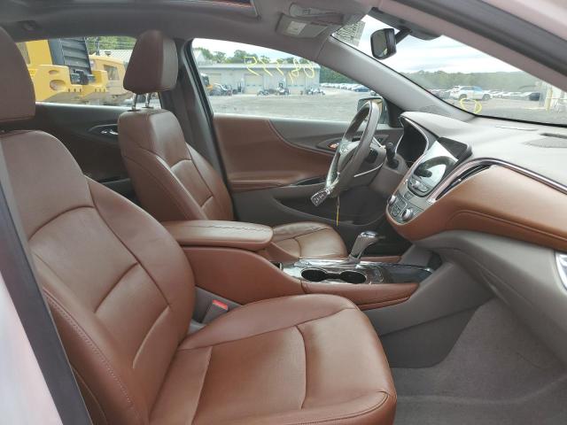 1G1ZE5SX9JF225296 - 2018 CHEVROLET MALIBU PRE WHITE photo 5