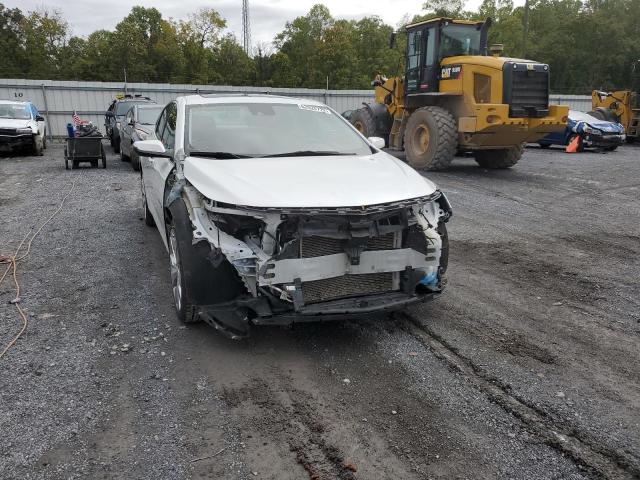 1G1ZE5SX9JF225296 - 2018 CHEVROLET MALIBU PRE WHITE photo 9