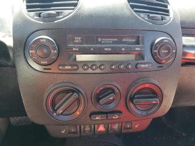 3VWCD21CX3M442935 - 2003 VOLKSWAGEN NEW BEETLE 红色 照片 9